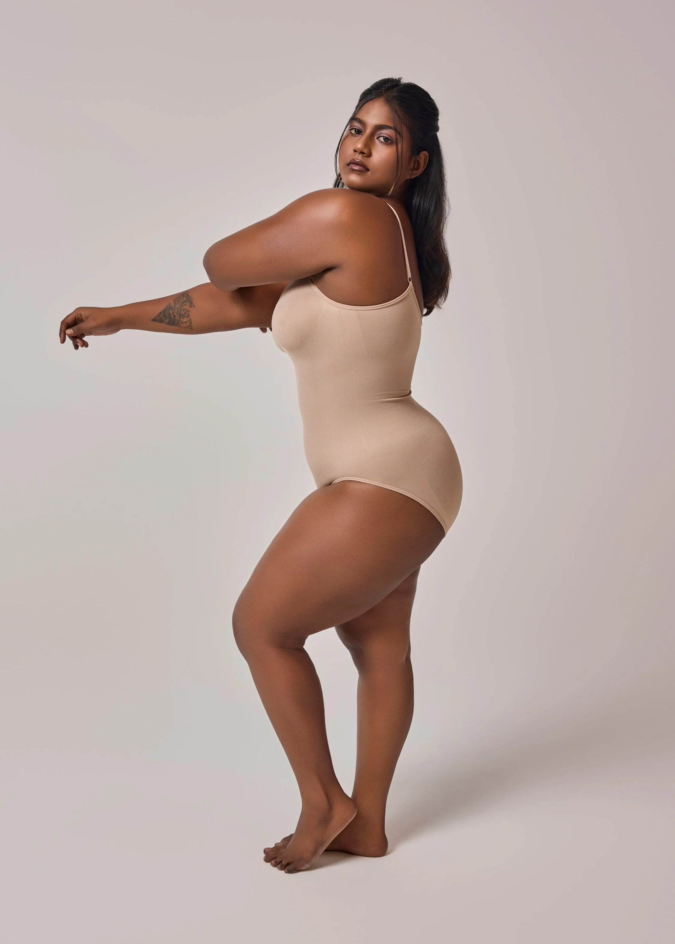 Essentials Snatched Bodysuit Bodyshaper - Image 5
